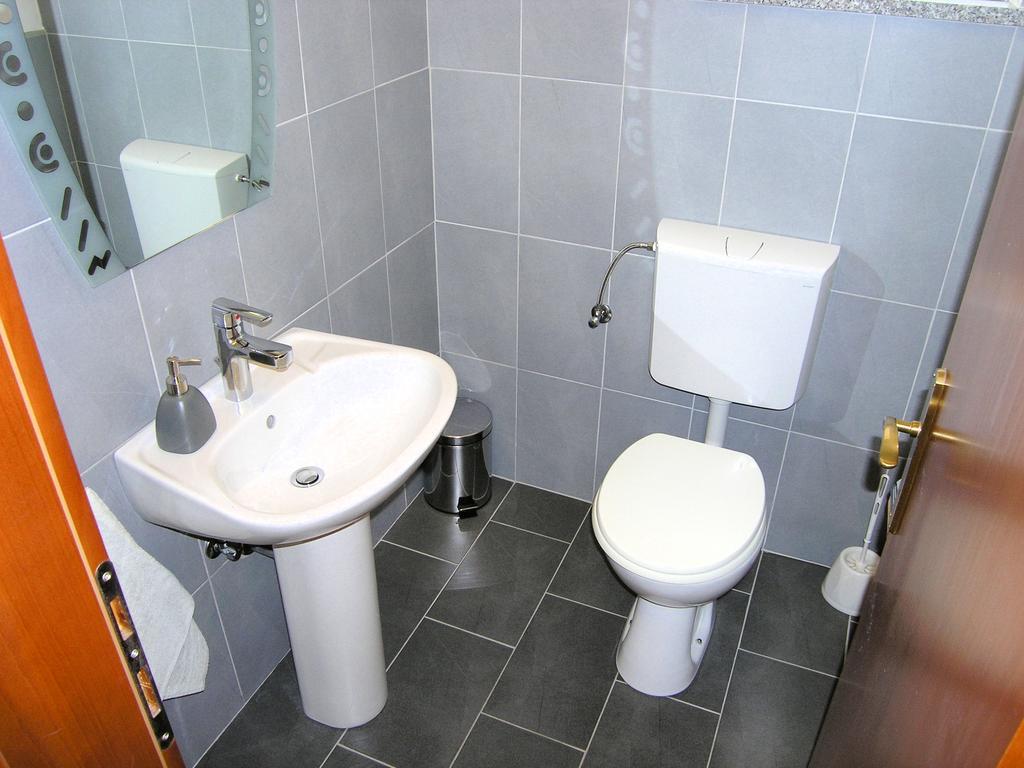 קרק Apartments Dagmar מראה חיצוני תמונה